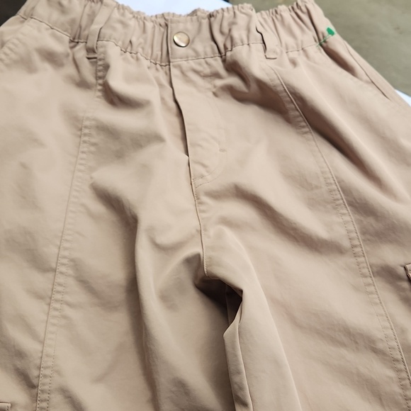 Jordan Men's Beige Cargo Pants - Picture 2 of 7